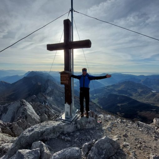 ASCENSION DE LA POINTE PERCEE